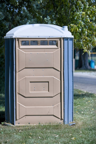Best Porta potty rental near me  in West Bend, WI