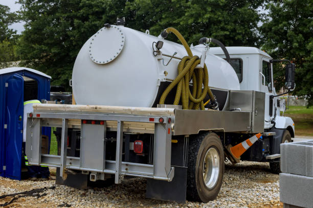 Best Emergency porta potty rental  in West Bend, WI