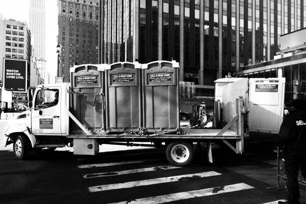 Best Affordable porta potty rental  in West Bend, WI